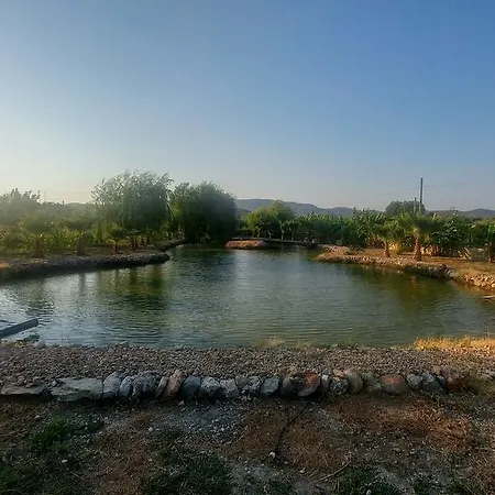 Villa Lake House *
