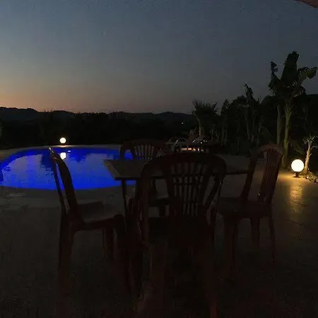 Villa Lake House